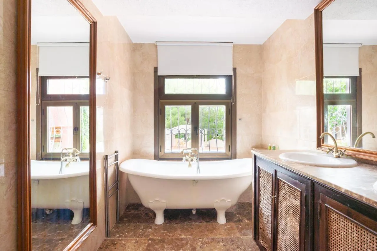 Villa Trinacria Mijas Tatil Evi